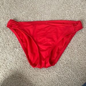 Rouched bottoms. Full coverage